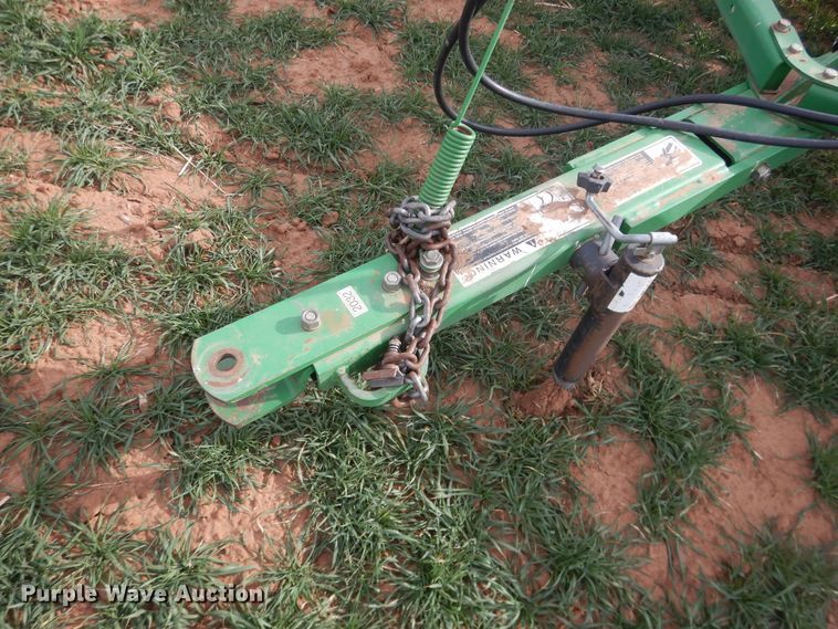 image for item DJ8288 John Deere BD1113  grain drill