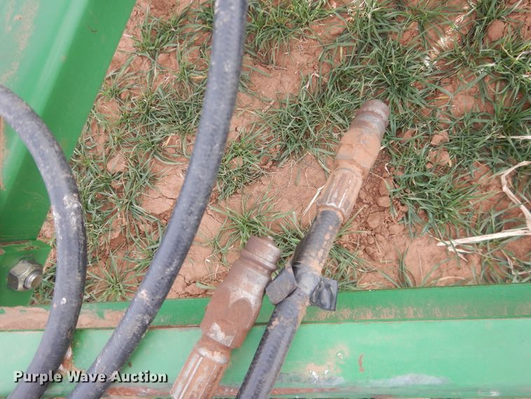 image for item DJ8288 John Deere BD1113  grain drill