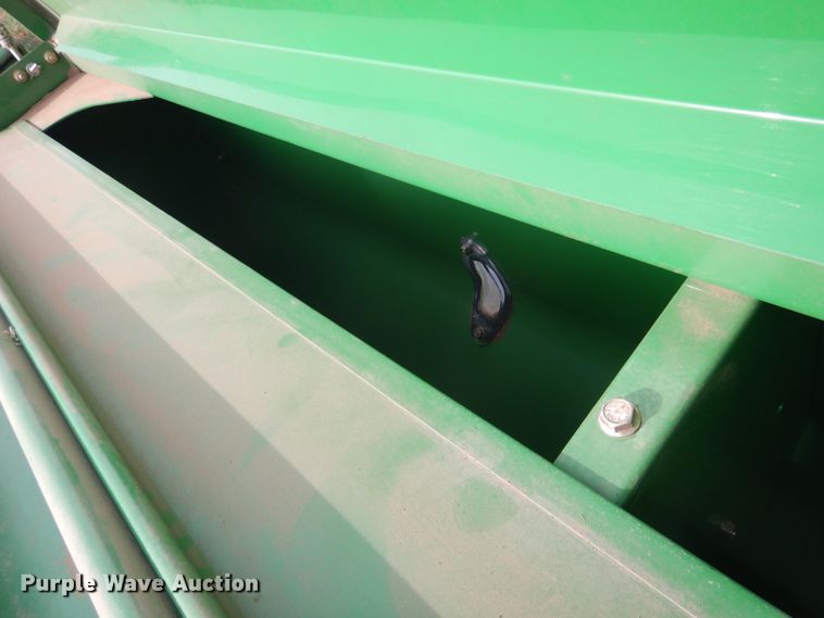 image for item DJ8288 John Deere BD1113  grain drill