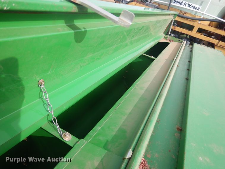 image for item DJ8288 John Deere BD1113  grain drill