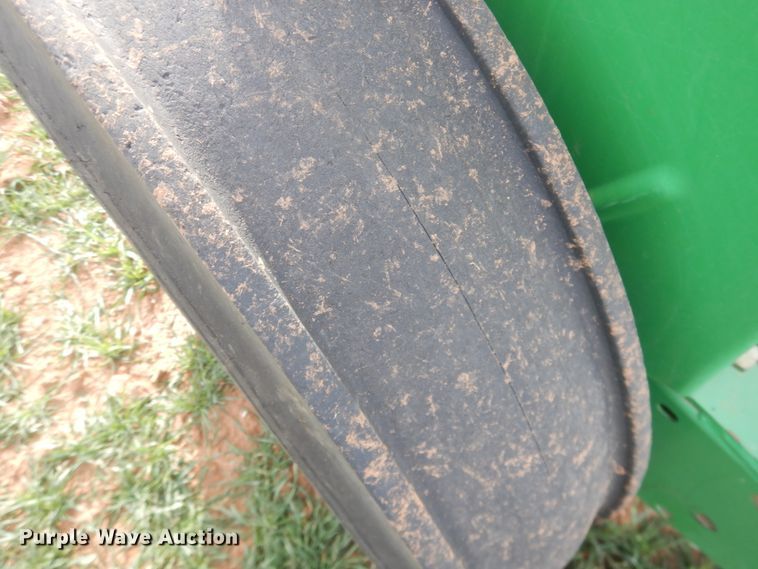 image for item DJ8288 John Deere BD1113  grain drill