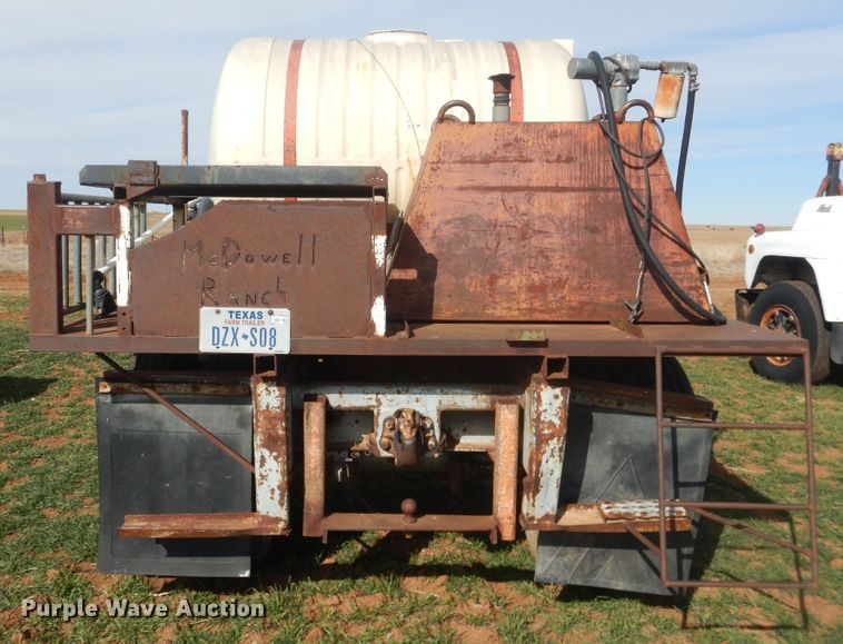 image for item DJ8289 2013 shop built nurse tank trailer