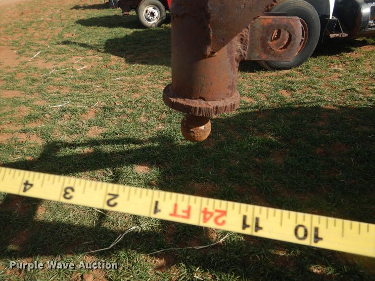 image for item DJ8289 2013 shop built nurse tank trailer