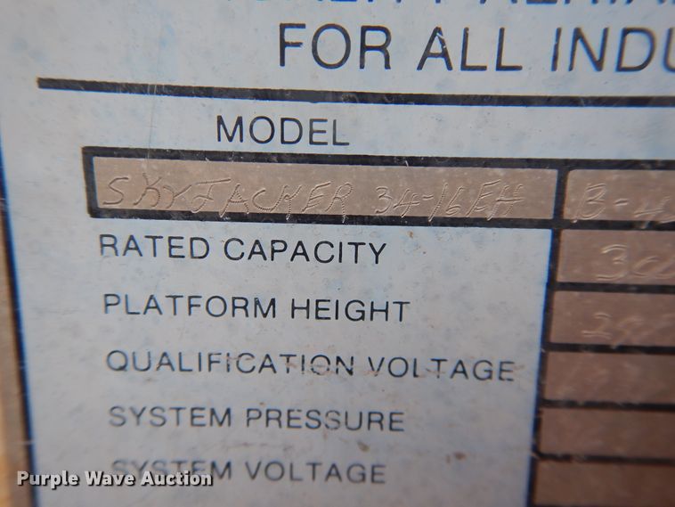 image for item DJ8290 1984 Skyjacker JG34-16EH bucket lift