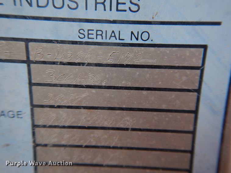 image for item DJ8290 1984 Skyjacker JG34-16EH bucket lift