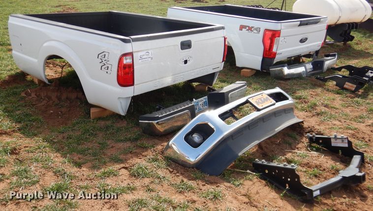 image for item DJ8291 2015 Ford F250 pickup truck parts