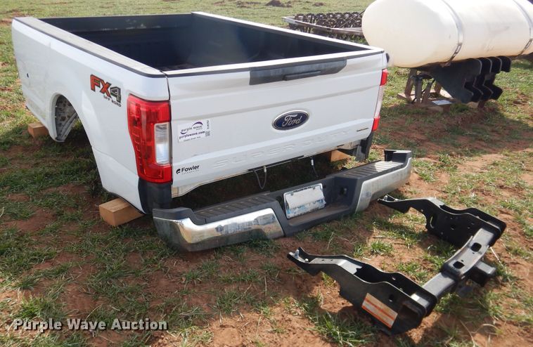 image for item DJ8292 2016 Ford F250 pickup truck parts