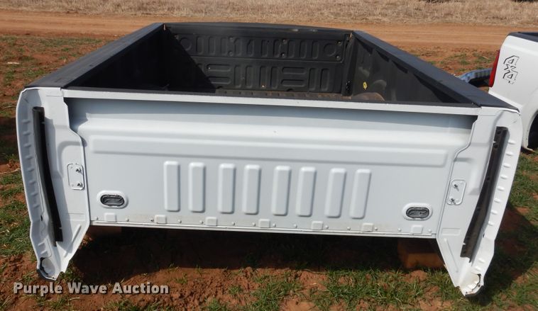 image for item DJ8292 2016 Ford F250 pickup truck parts