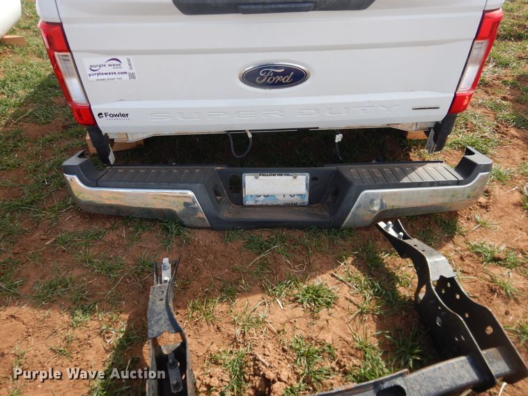 image for item DJ8292 2016 Ford F250 pickup truck parts