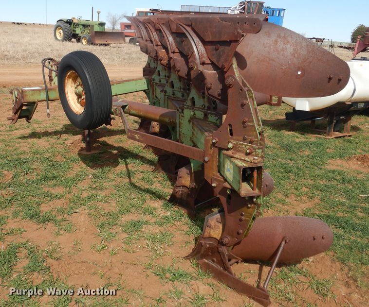 image for item DJ8295 John Deere A4600  five bottom plow