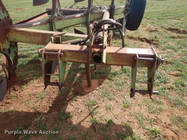 image for item DJ8295 John Deere A4600  five bottom plow