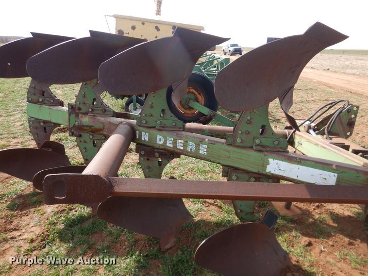 image for item DJ8295 John Deere A4600  five bottom plow