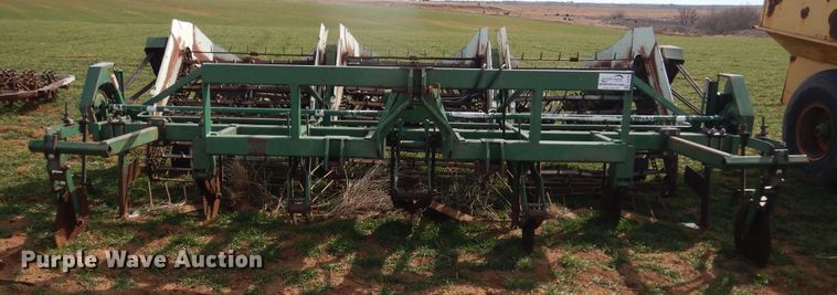 image for item DJ8296 KMC peanut digger shaker inverter