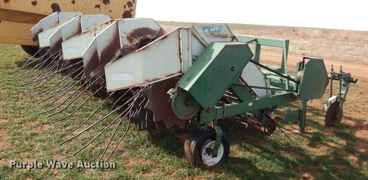 image for item DJ8296 KMC peanut digger shaker inverter