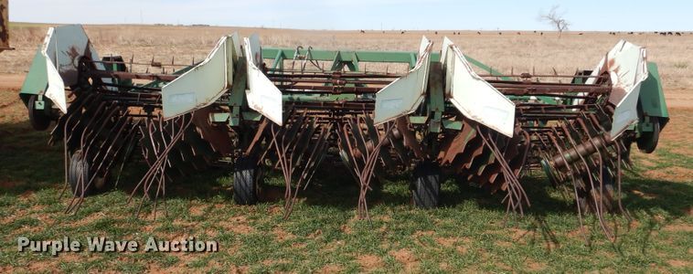 image for item DJ8296 KMC peanut digger shaker inverter