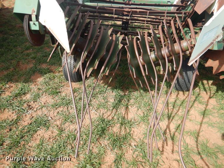 image for item DJ8296 KMC peanut digger shaker inverter