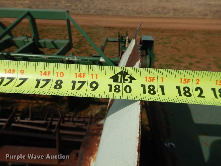 image for item DJ8296 KMC peanut digger shaker inverter