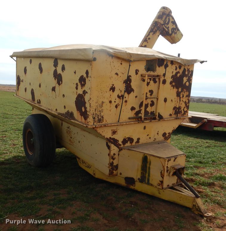 image for item DJ8297 Grain cart