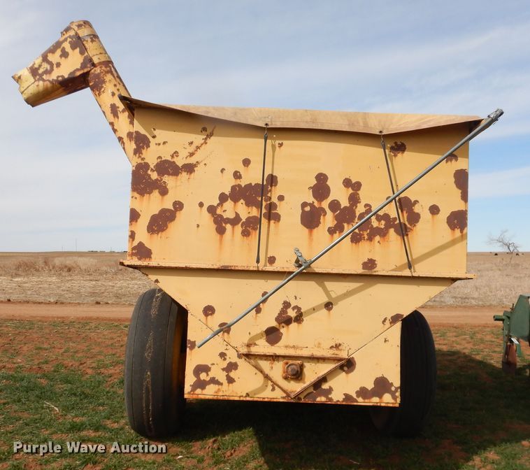 image for item DJ8297 Grain cart