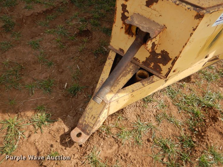 image for item DJ8297 Grain cart