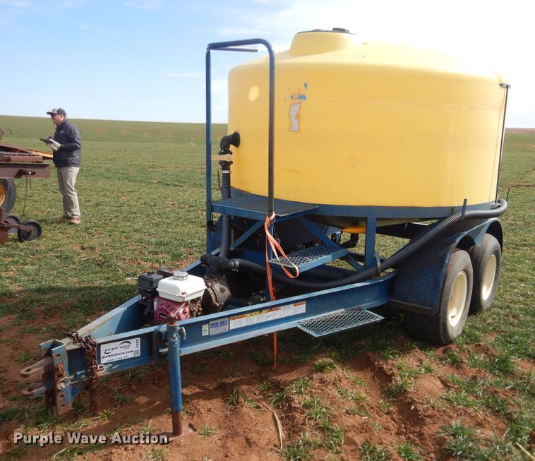 image for item DJ8300 Duo Lift nurse tank trailer