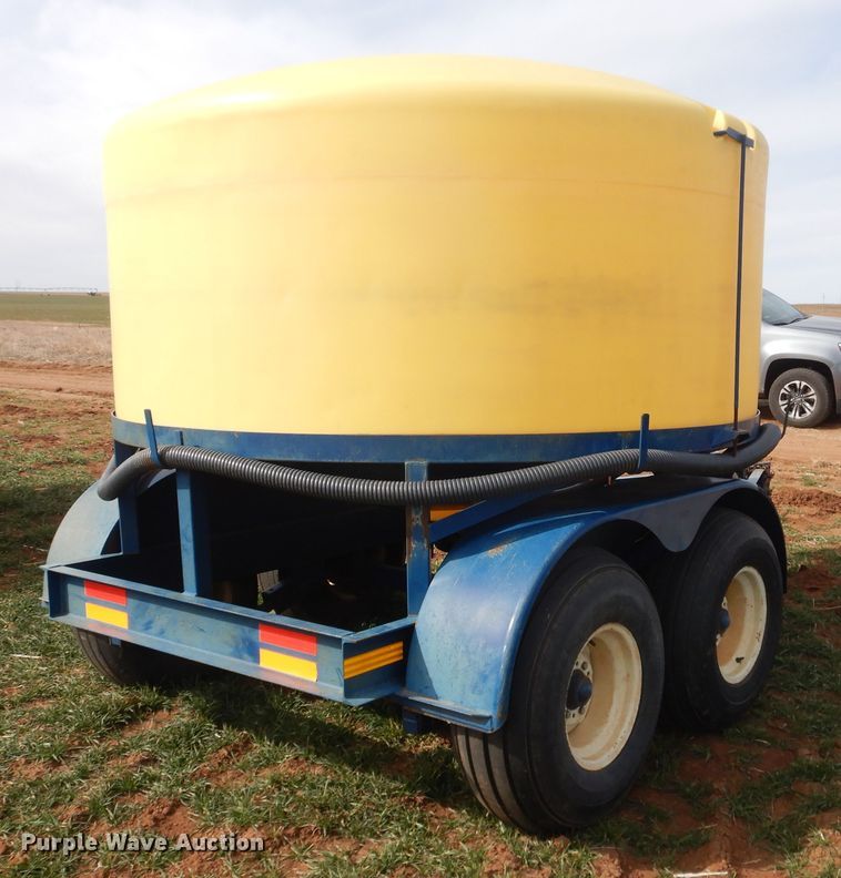image for item DJ8300 Duo Lift nurse tank trailer