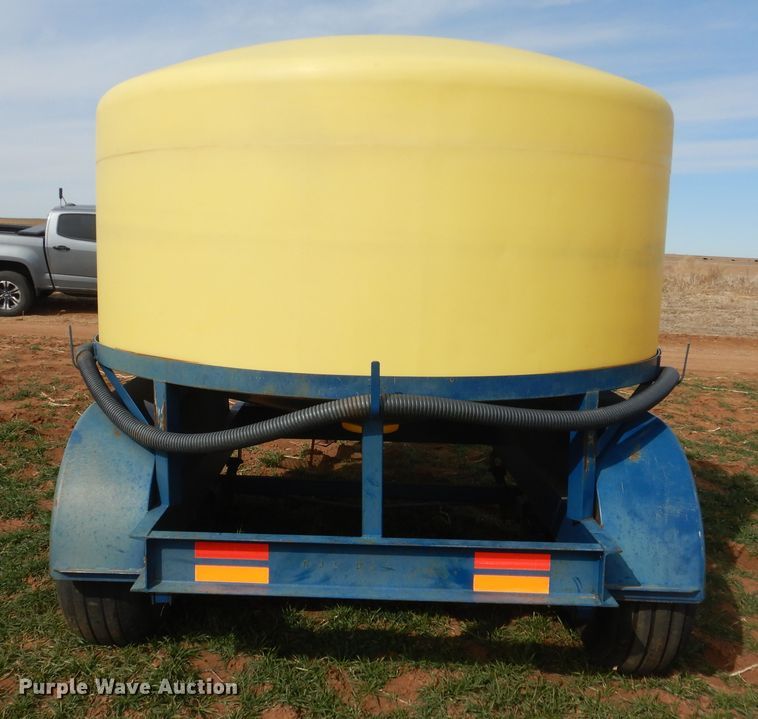 image for item DJ8300 Duo Lift nurse tank trailer