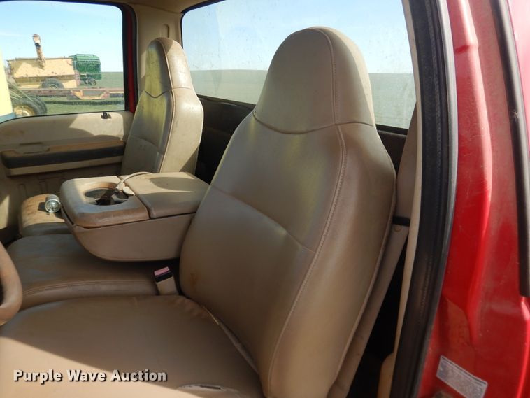 image for item DJ8301 2009 Ford F350 Super Duty  pickup truck cab and chassis