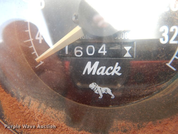 image for item DJ8304 1978 Mack  tank truck