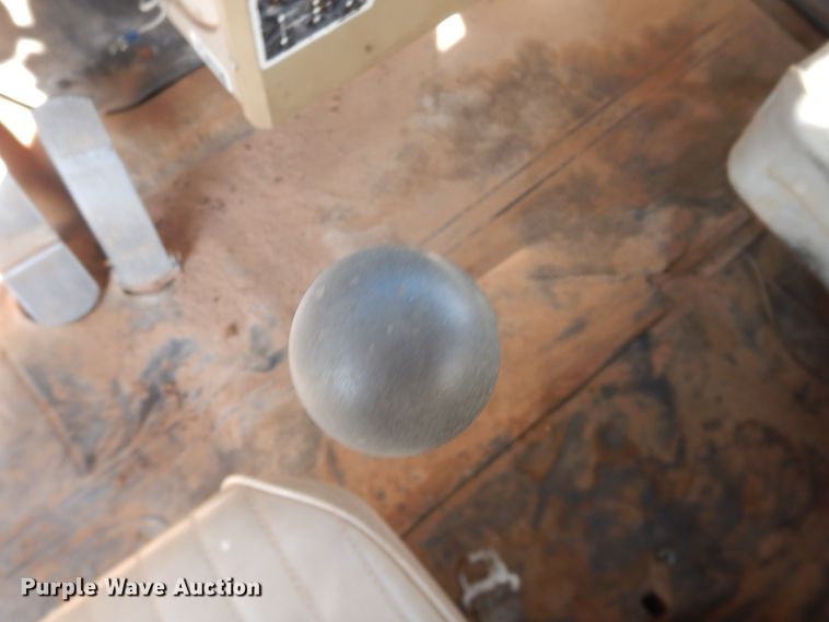 image for item DJ8304 1978 Mack  tank truck