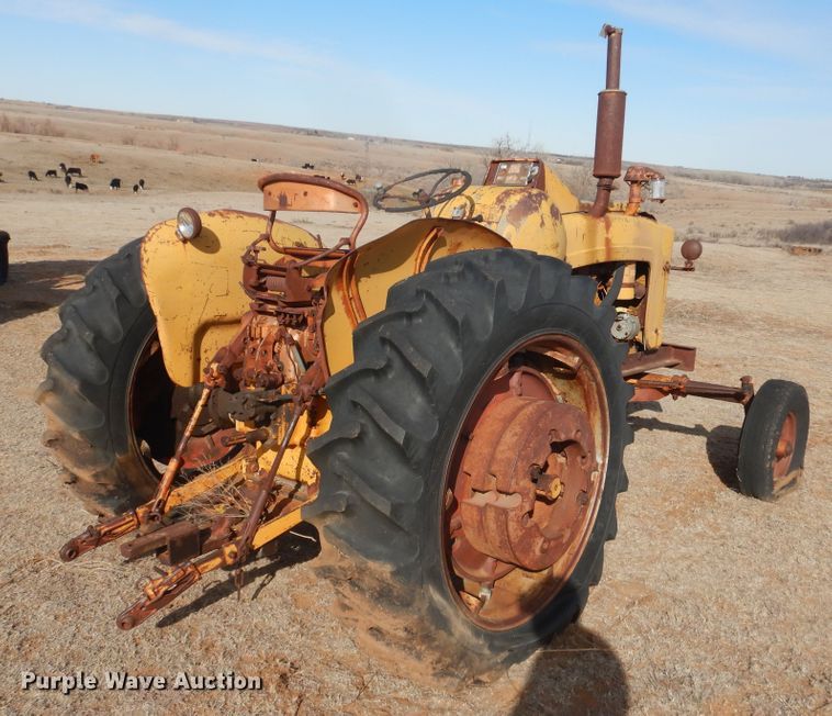 image for item DJ8315 Minneapolis Moline 5 Star  tractor