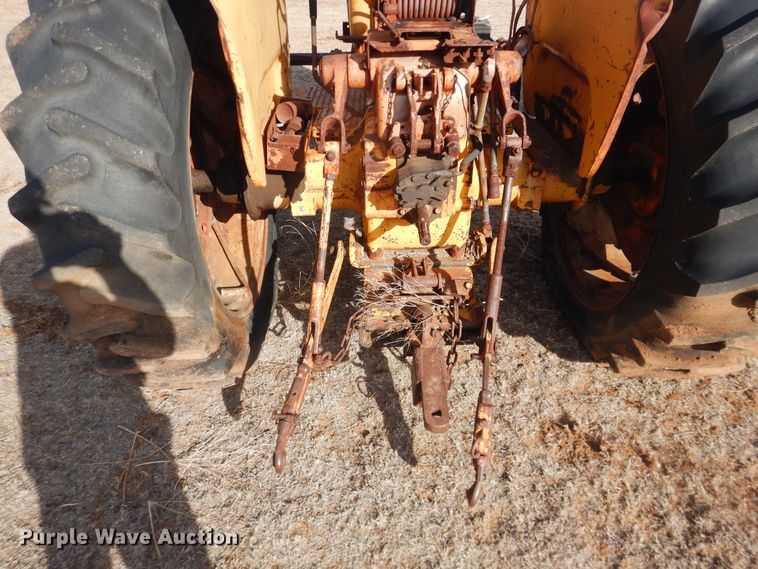 image for item DJ8315 Minneapolis Moline 5 Star  tractor