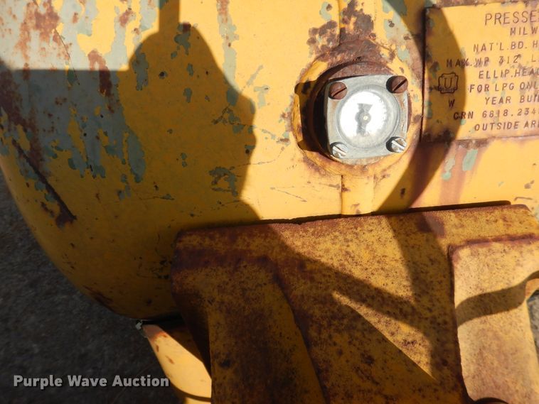 image for item DJ8315 Minneapolis Moline 5 Star  tractor