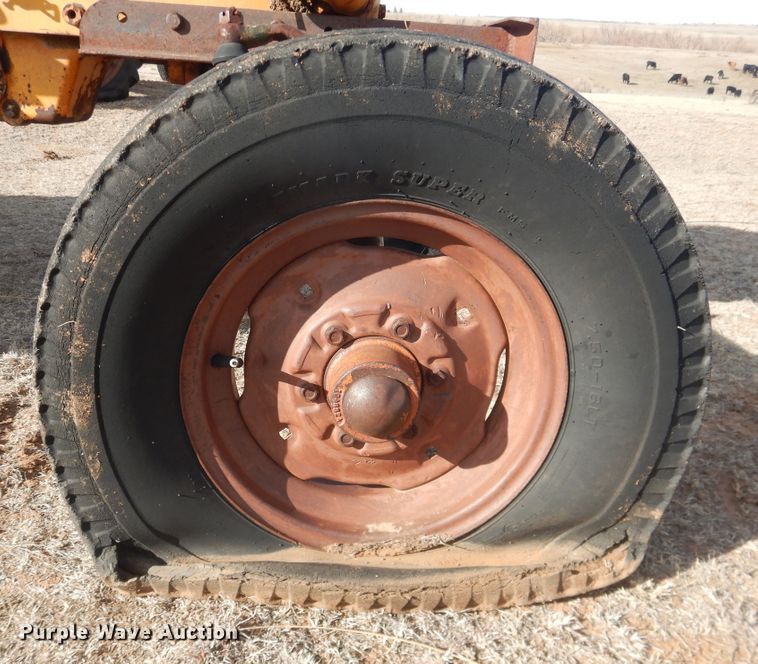 image for item DJ8315 Minneapolis Moline 5 Star  tractor