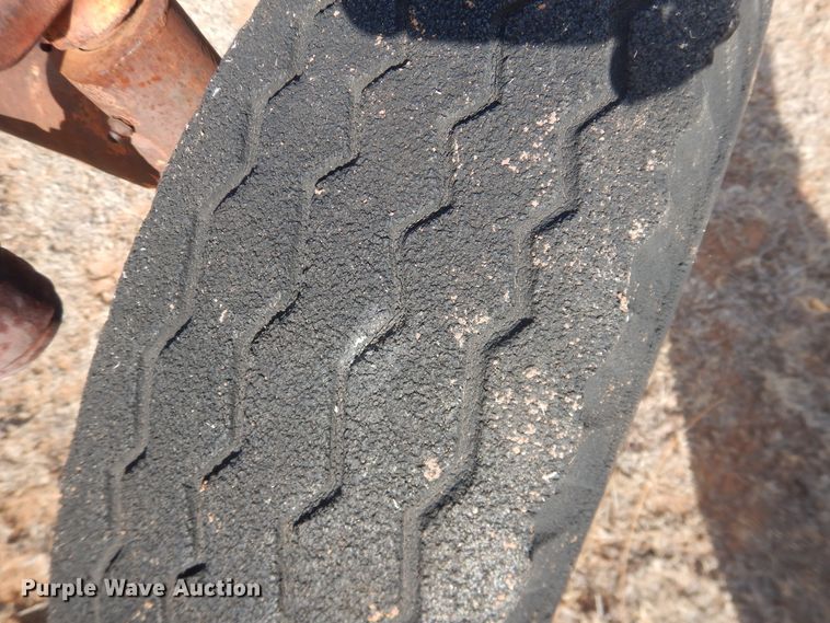 image for item DJ8315 Minneapolis Moline 5 Star  tractor