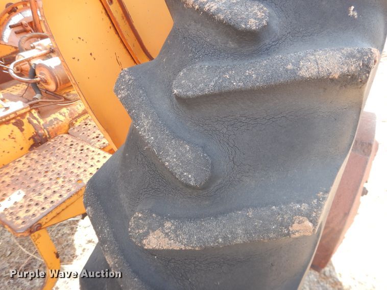 image for item DJ8315 Minneapolis Moline 5 Star  tractor