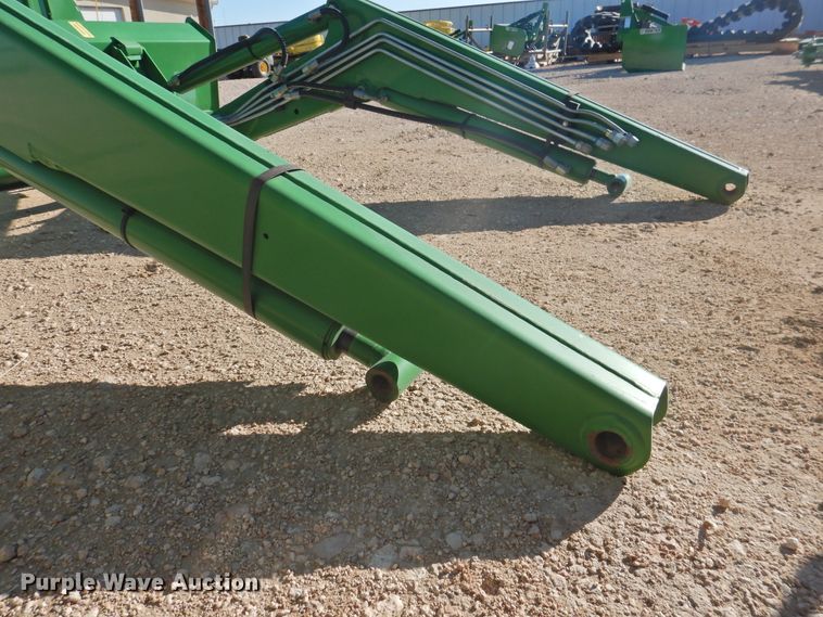 image for item DJ8331 John Deere D170  loader