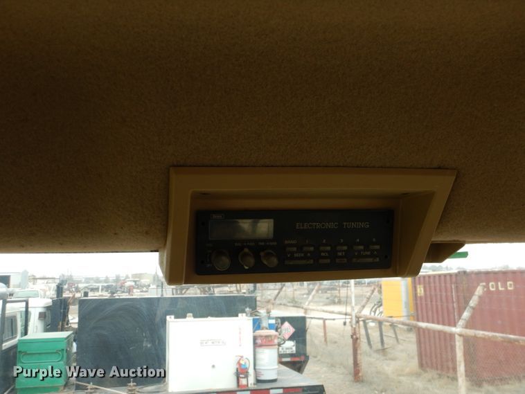 image for item DJ8823 1996 John Deere 8300  MFWD tractor