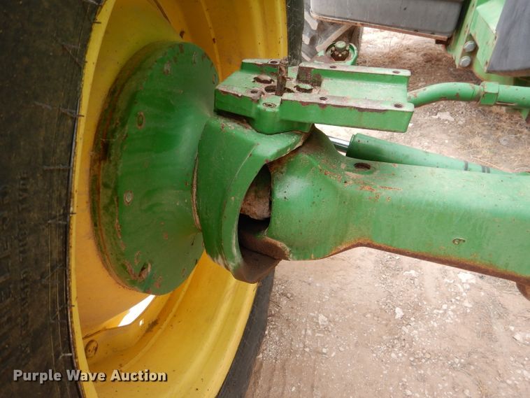 image for item DJ8823 1996 John Deere 8300  MFWD tractor