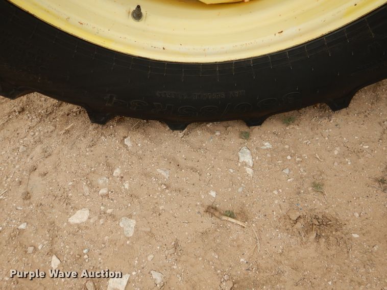 image for item DJ8823 1996 John Deere 8300  MFWD tractor