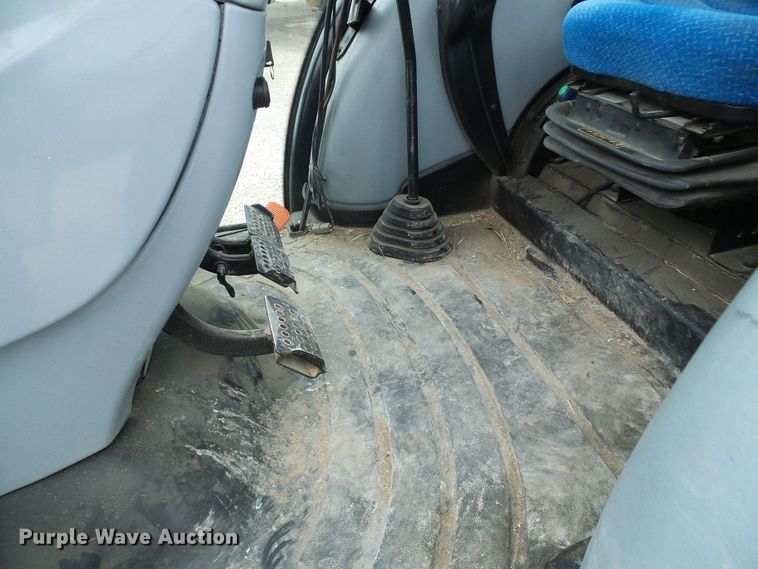 image for item DL0807 2014 New Holland TS6.140  MFWD tractor