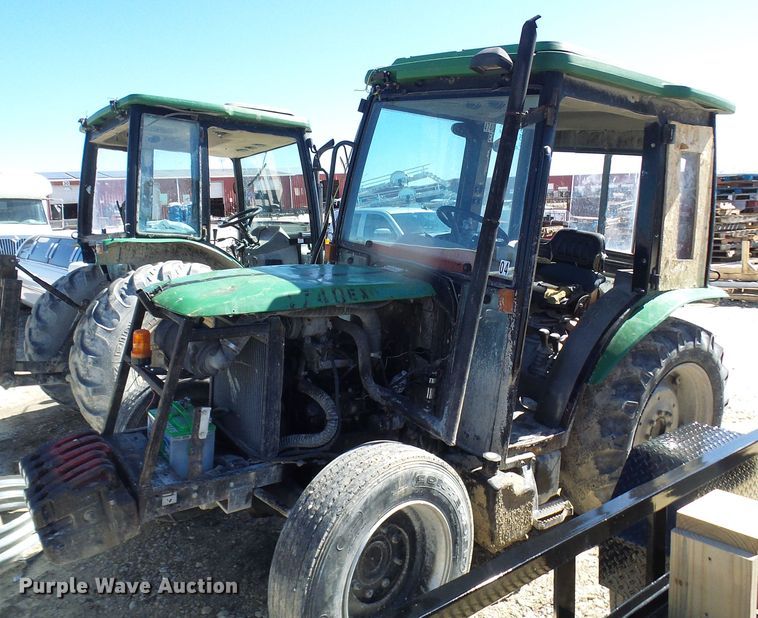 image for item DL0825 (2) Montana tractors