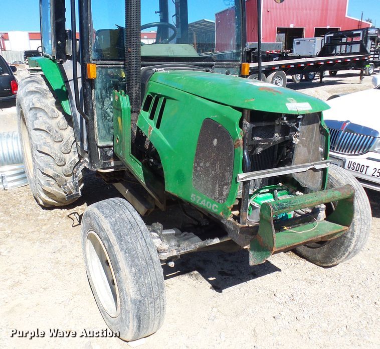 image for item DL0825 (2) Montana tractors