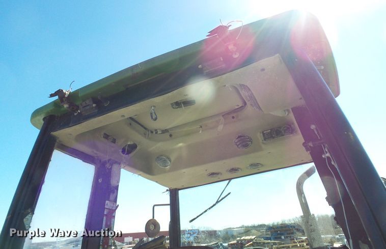 image for item DL0825 (2) Montana tractors