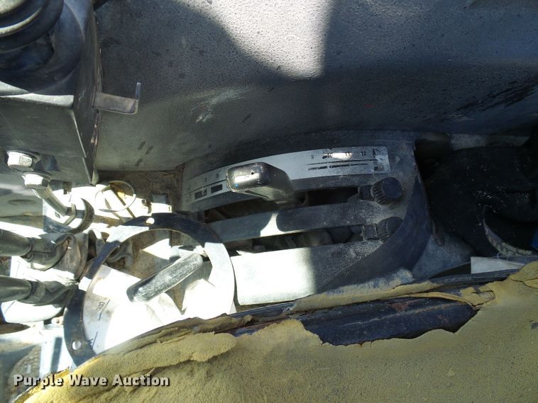 image for item DL0825 (2) Montana tractors