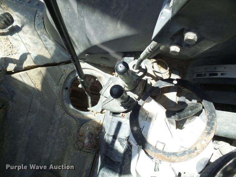 image for item DL0825 (2) Montana tractors