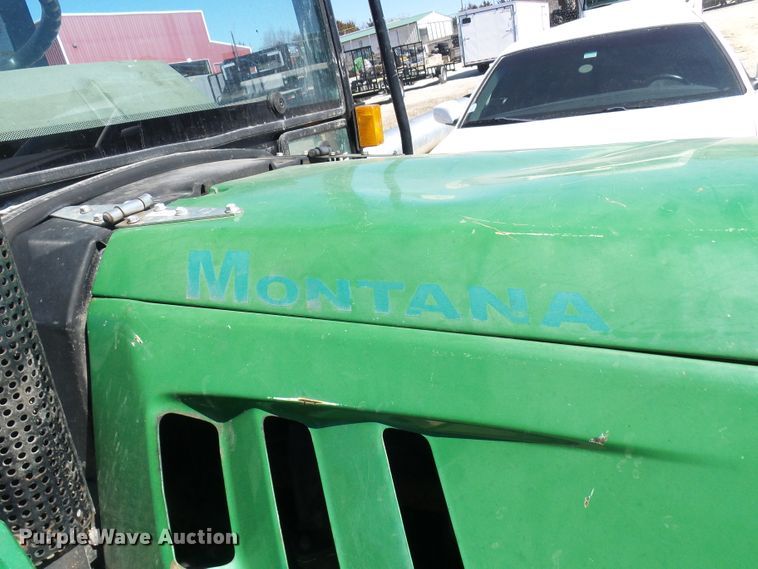 image for item DL0825 (2) Montana tractors