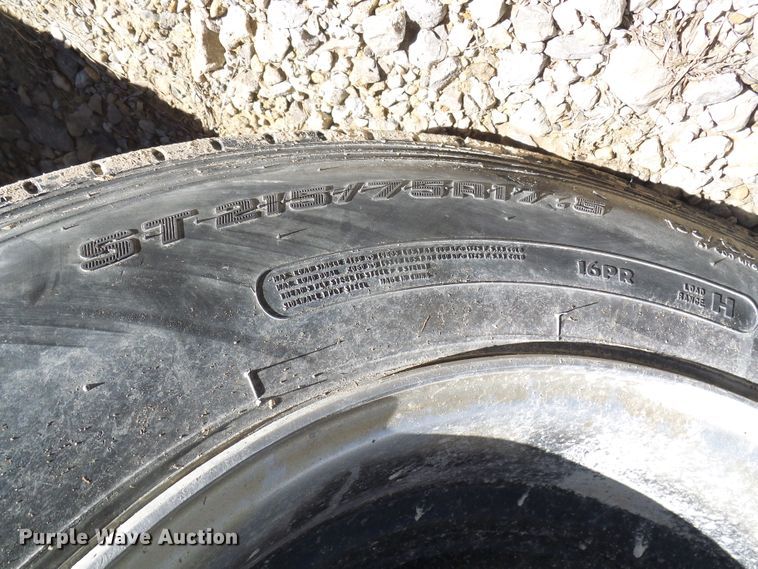 image for item DL0825 (2) Montana tractors