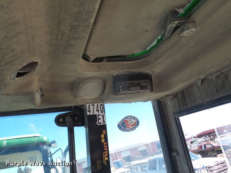 image for item DL0825 (2) Montana tractors