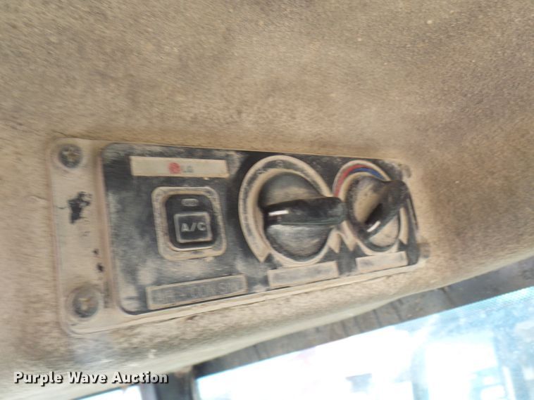 image for item DL0825 (2) Montana tractors